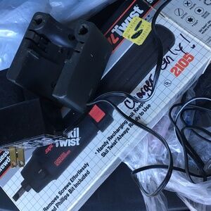 Skil (charger only!!), for a cordless screwdriver 2105